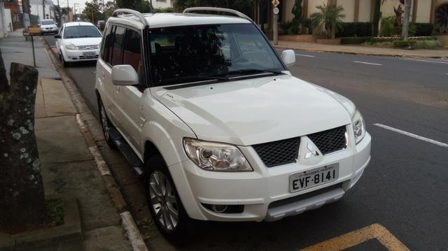 Pajero TR4