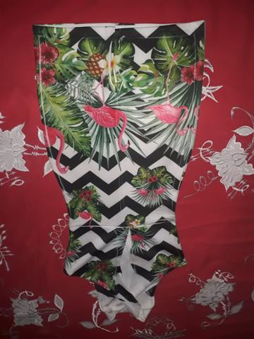 Vende se roupas seminovas usadas somente uma vez, maiô e saída de banho nunca usados - Foto 2