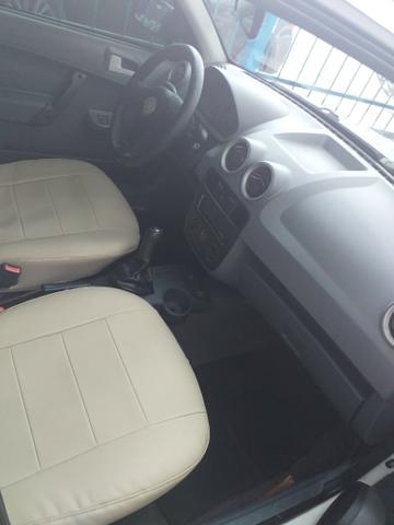 Está bem conservado ponto para financiar pegar carro de menor valor - Foto 4