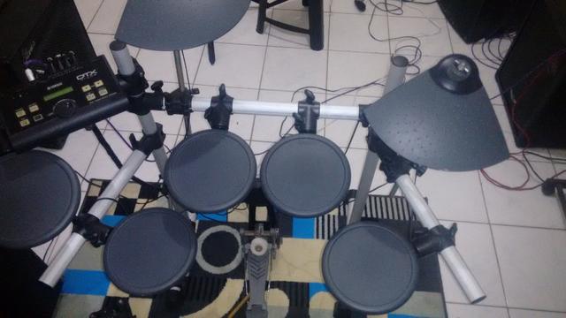Bateria eletrônica Yamaha dtx 500 - Foto 2