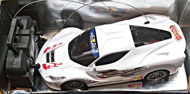 Carro De Controle Remoto 7 Funçao Diferente