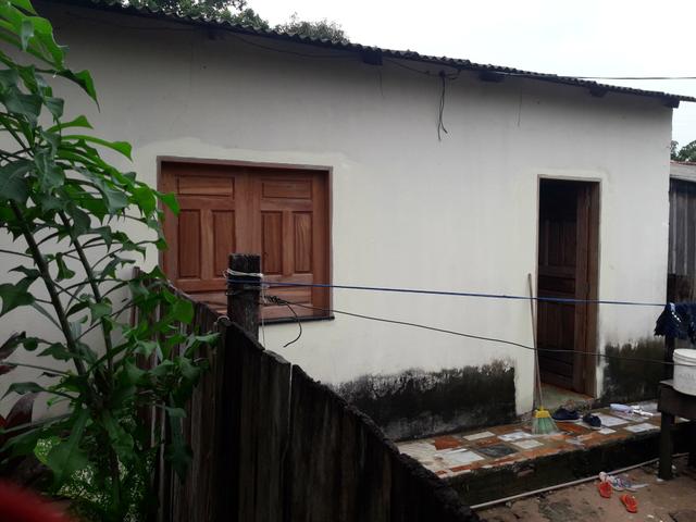 Vendo casa no bairro do diamantino,rua São João 131 próximo à Ulbra. - Foto 2