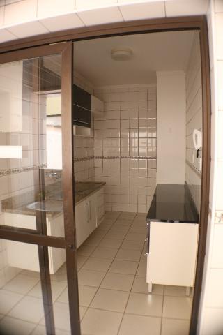 Apartamento Térreo Jd. Califórnia - 2quartos, 3 banheiros, 2 Quintais , 1 vaga - 110Mts - Foto 7