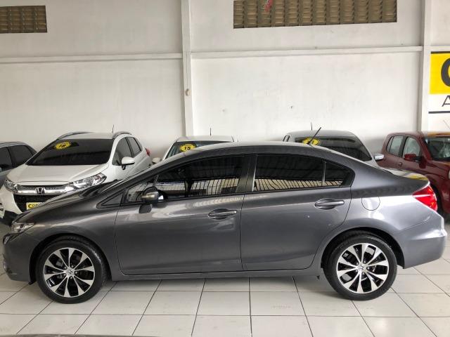 Civic LXR 2015, automático, 32.000km, pneus novos, revisões na Honda - Foto 3