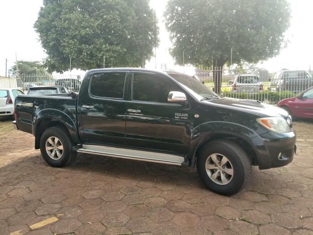Toyota Hilux 3.0 Srv Aut. 07/08 - Foto 3