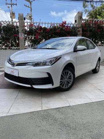 Toyota Corolla Gli Upper 2018 baixa km IPVA 2020 PAGO!