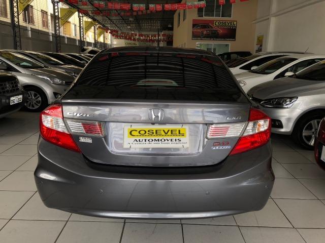 Civic LXR 2015, automático, 32.000km, pneus novos, revisões na Honda - Foto 2