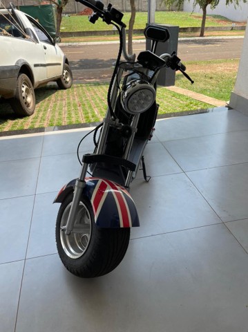 MOTO ELÉTRICA SCOOTER