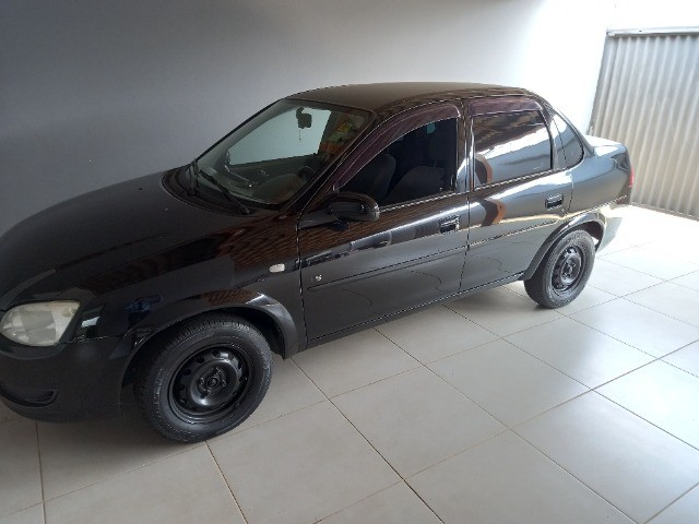 VENDO GM -CHEVROLET CLASSIC LS 2010/2011 1.0