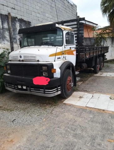 CAMINHÃO 2219
