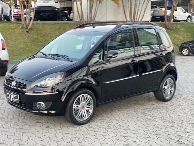 FIAT IDEA ESSENCE 1.6 16V 4P