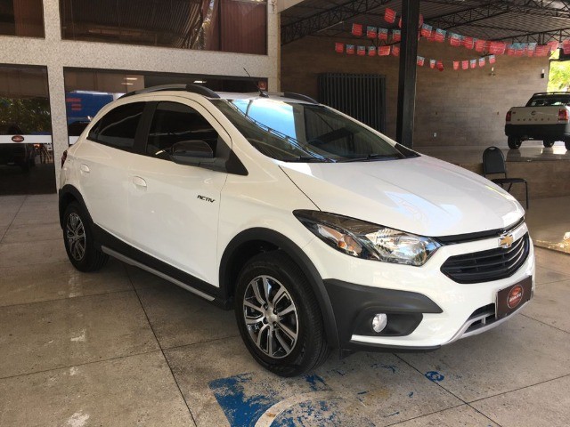 GM ONIX ACTIVE 2017 1.4 AUTOMATICO