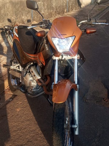 MOTO FALCOM NX 400
