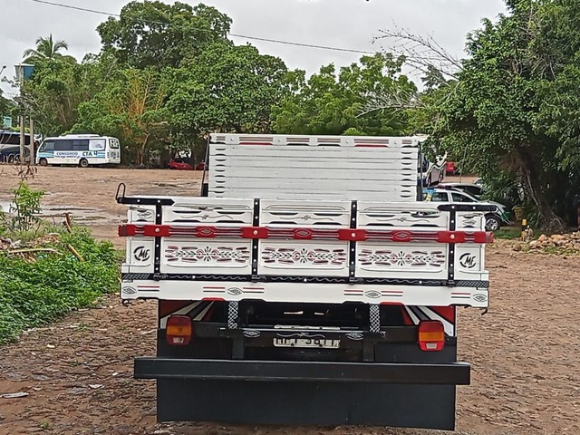 CAMINHÃO IVECO