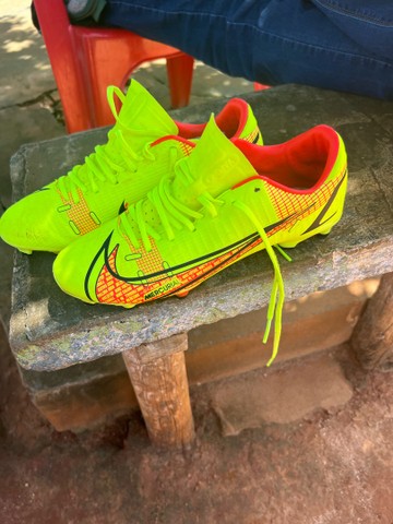 chuteira nike 37