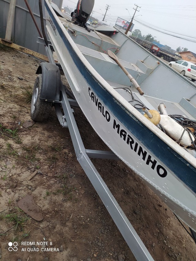 Vendo URGENTE ! OPORTUNIDADE DE NEGOCIO!!!BARCO E MOTOR MERCURY