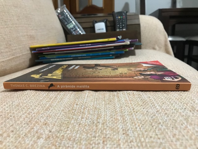 Livro A Turma dos Tigres - a pirâmide maldita - Foto 3