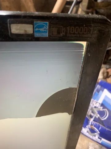 Monitor Samsung 16 polegadas com tela quebrada para aproveita peças  - Foto 2