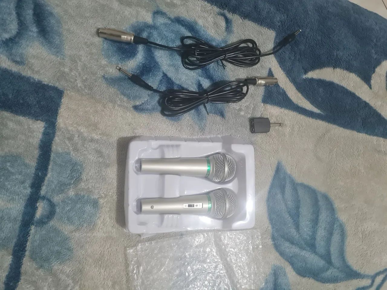 Microfone de fio ótimo estado para karaoke