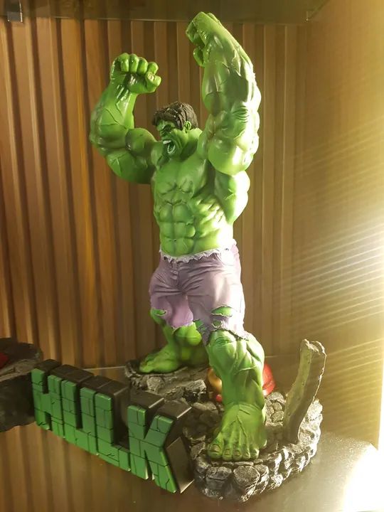 Estátua do Hulk 45cm de altura Marvel - Foto 5