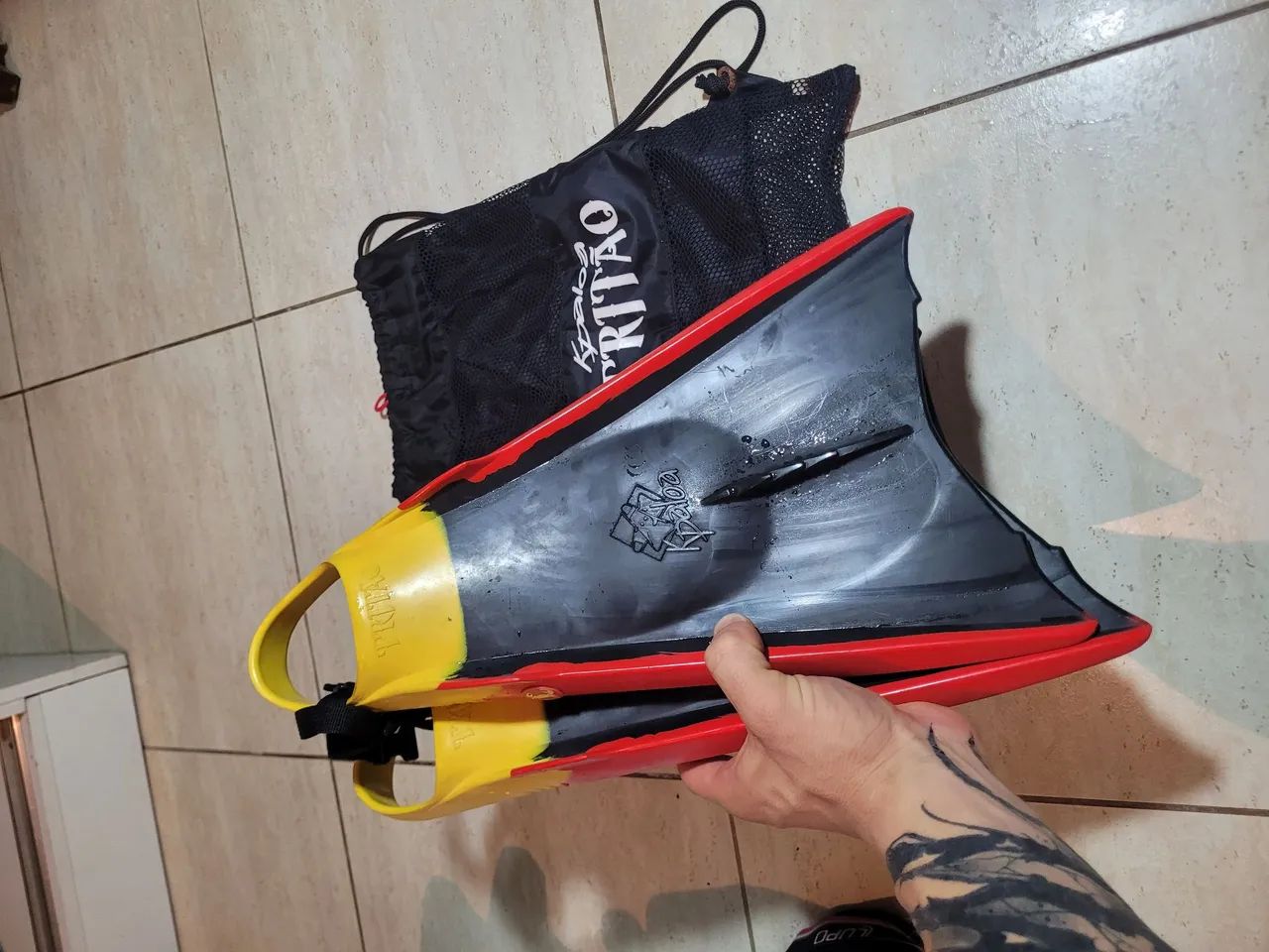 Par de nadadeiras Tritão Kpaloa -  tamanho L - Foto 4