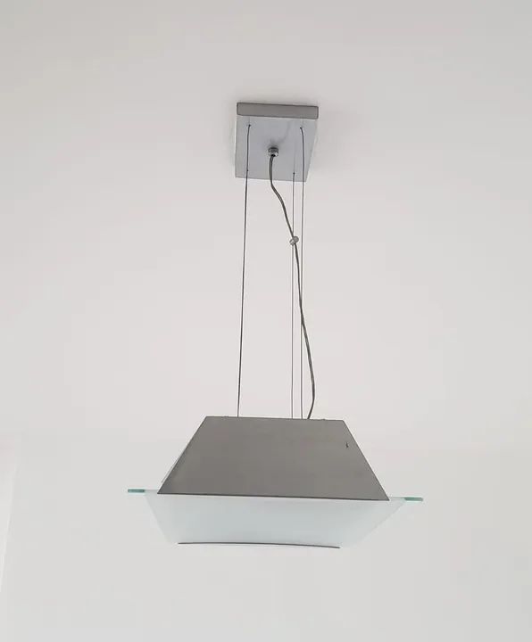 Lustre Moderno em alumínio e Vidro