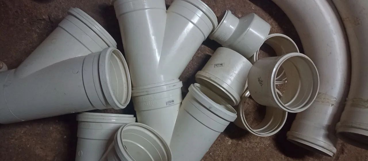 Conecção PVC esgoto - Foto 2