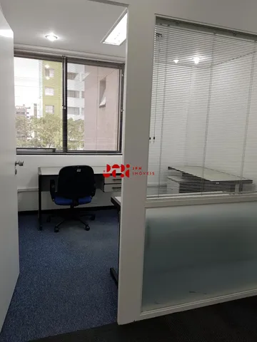 Sala comercial em Pinheiros - 120m² semi mobiliada