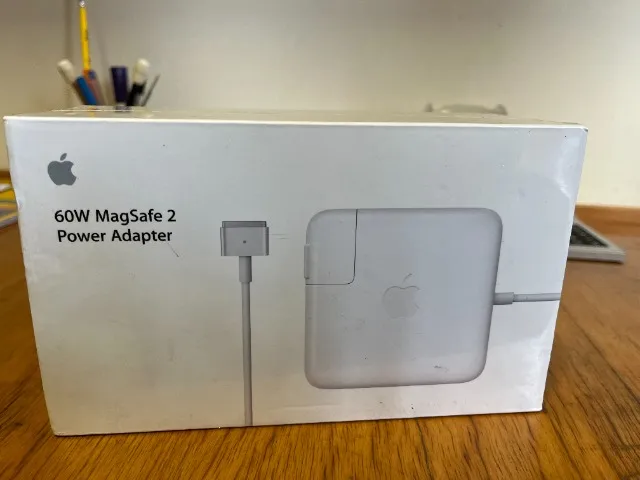 vendo carregador para notebook marca apple 60W Magsafe2 Power Adapter