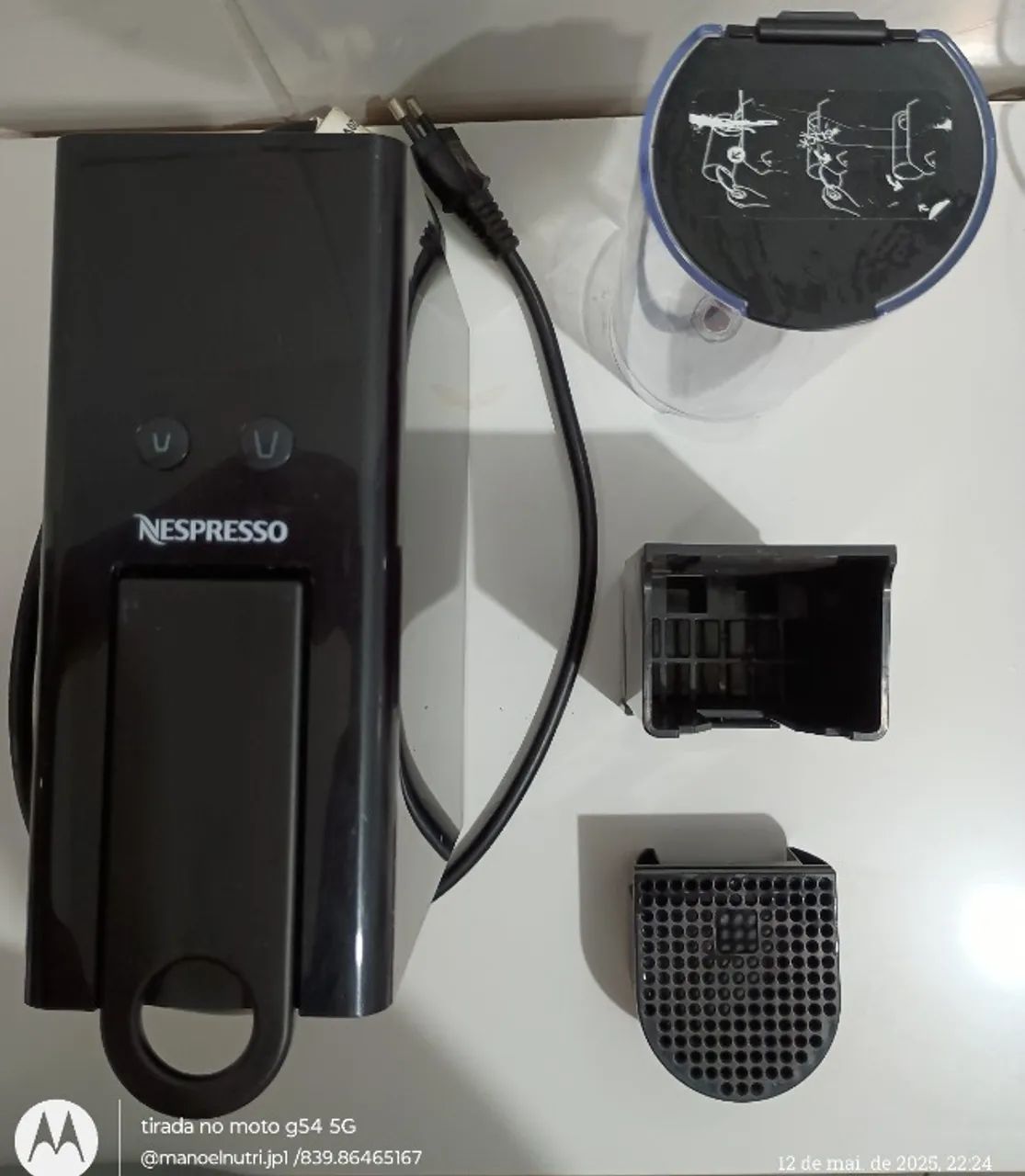 Cafeteira Nesespress Mini-Essenza preta - Foto 5