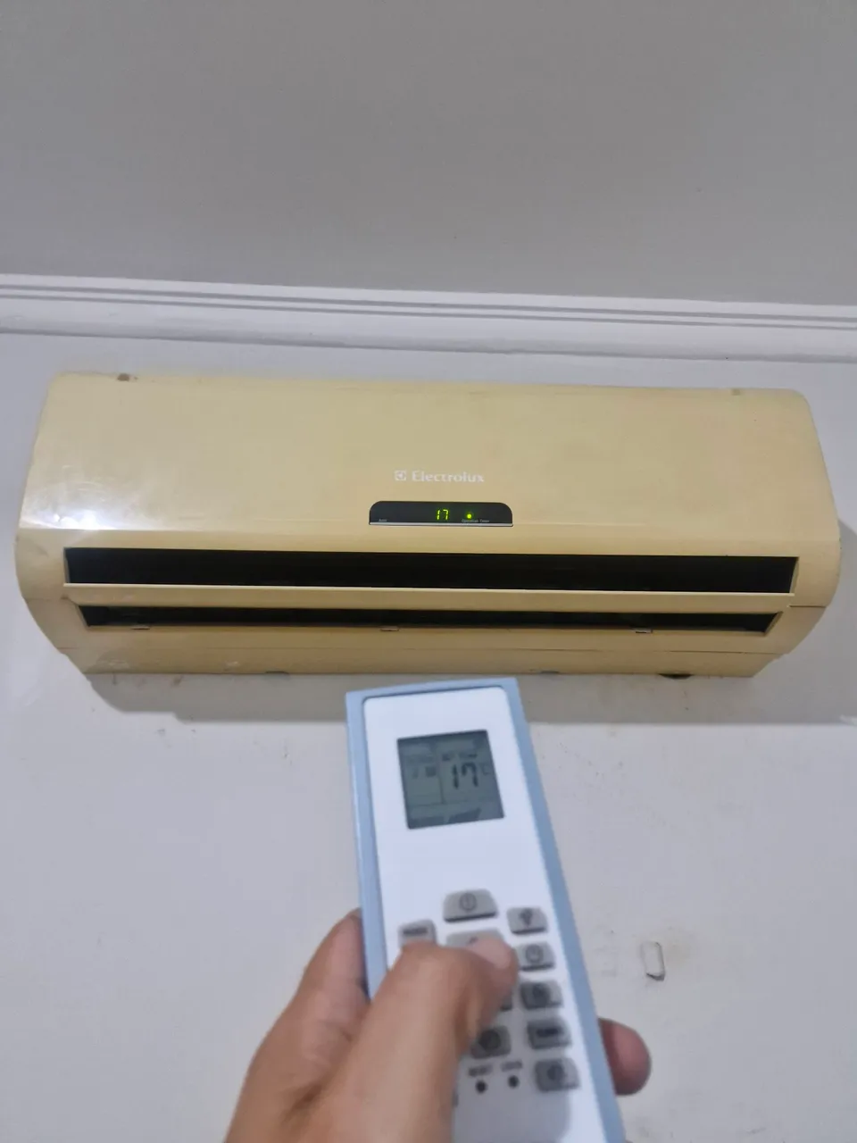 Ar Condicionado Electrolux 17°C - Perfeito para o Verão