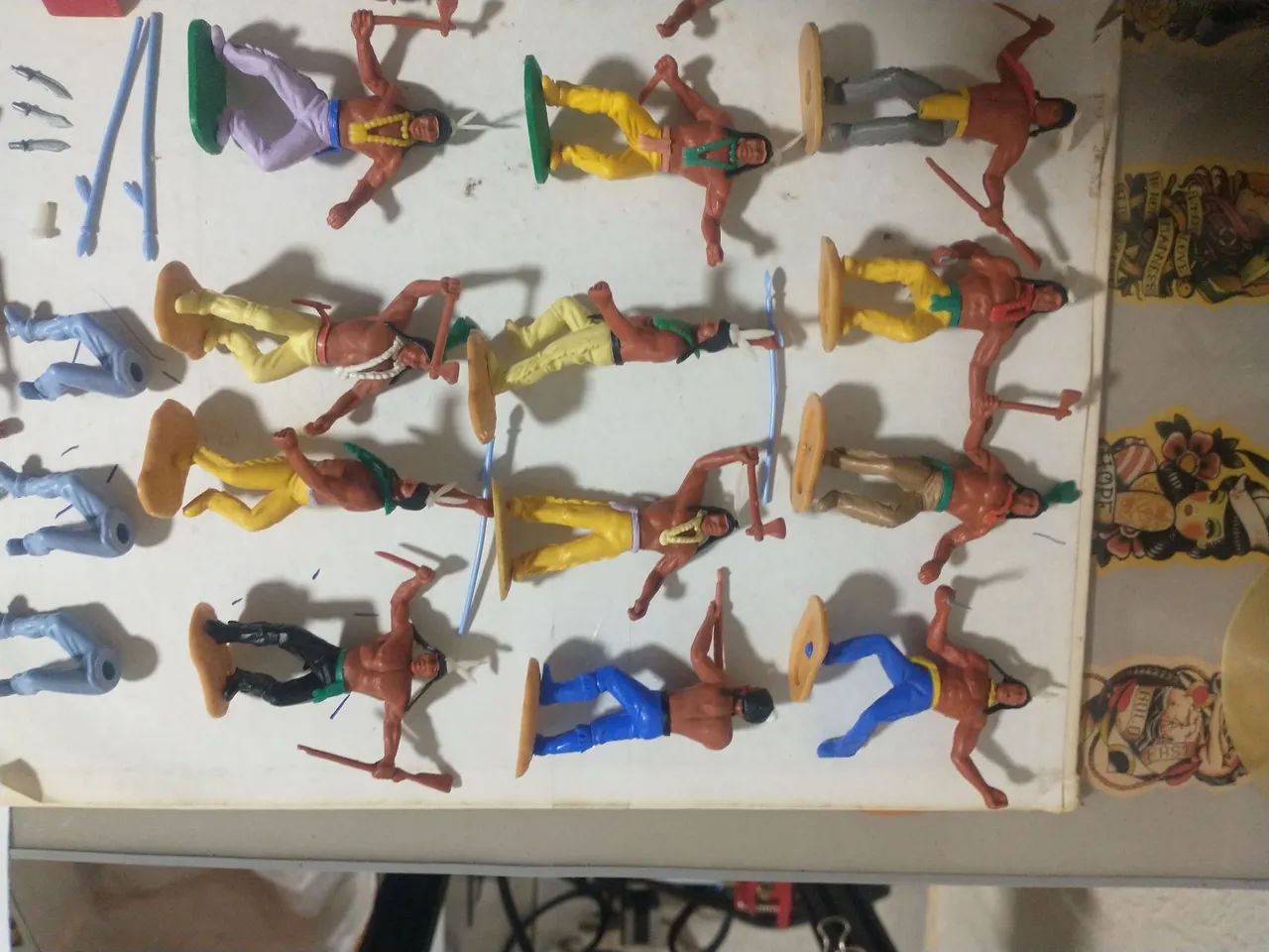 Conjunto de Índios Timpo Toys - tipo Forte Apache  - Foto 4