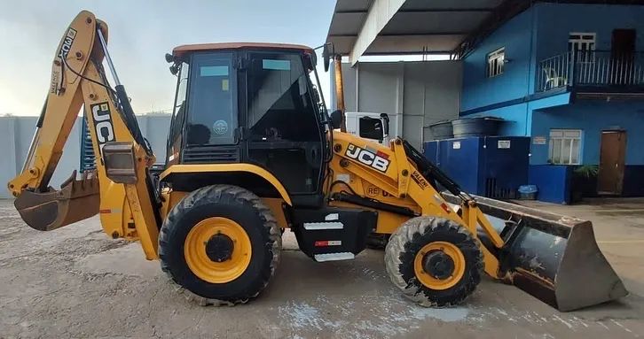 RETROESCAVADEIRA JCB 3CX 4x4 2020 - Foto 2