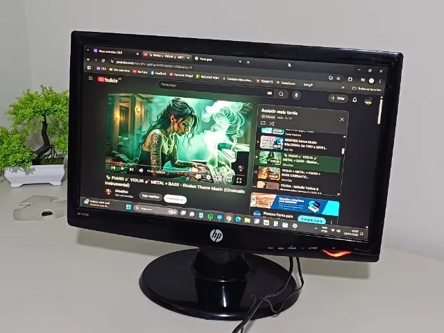 MONITOR HP 19' ... FUNCIONANDO PERFEITAMENTE ... OTIMA IMAGEM ... ACEITO CARTAO ..