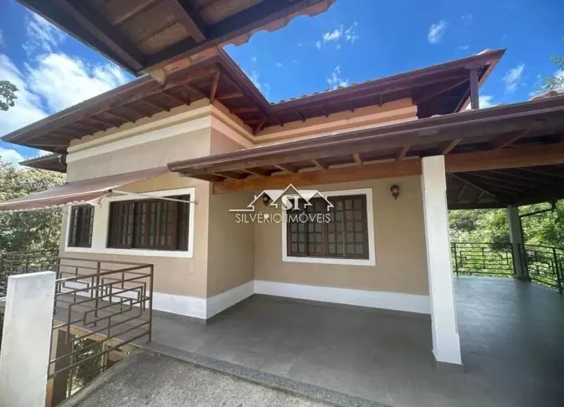 Casa- Miguel Pereira, Centro