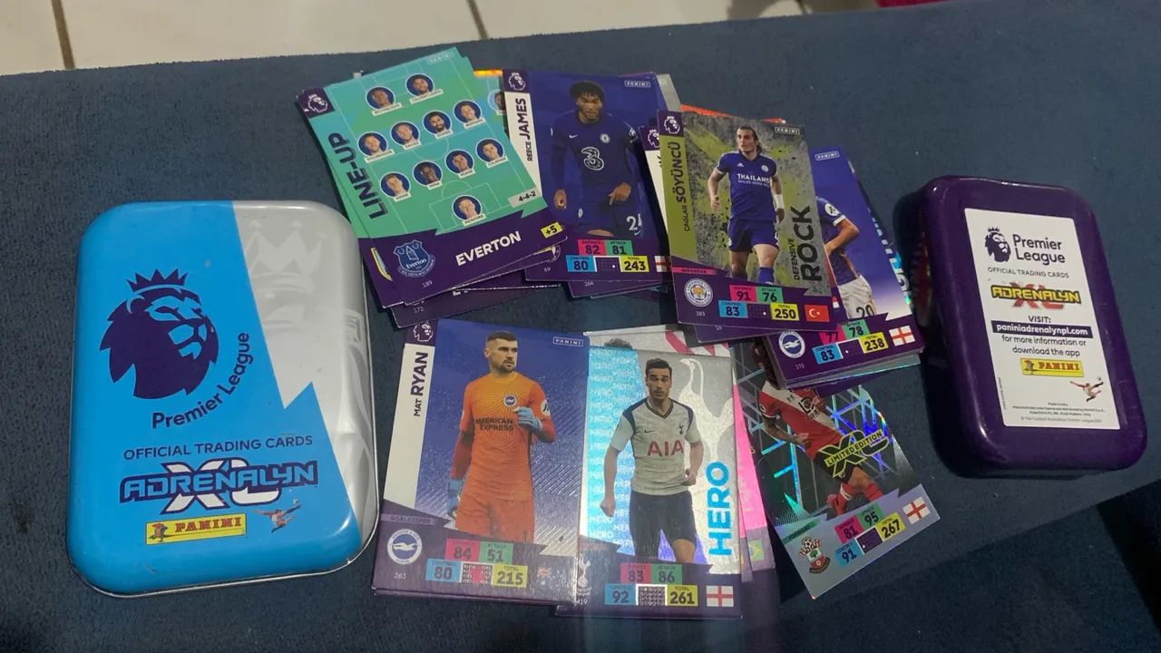 Cards panini premier leaguer