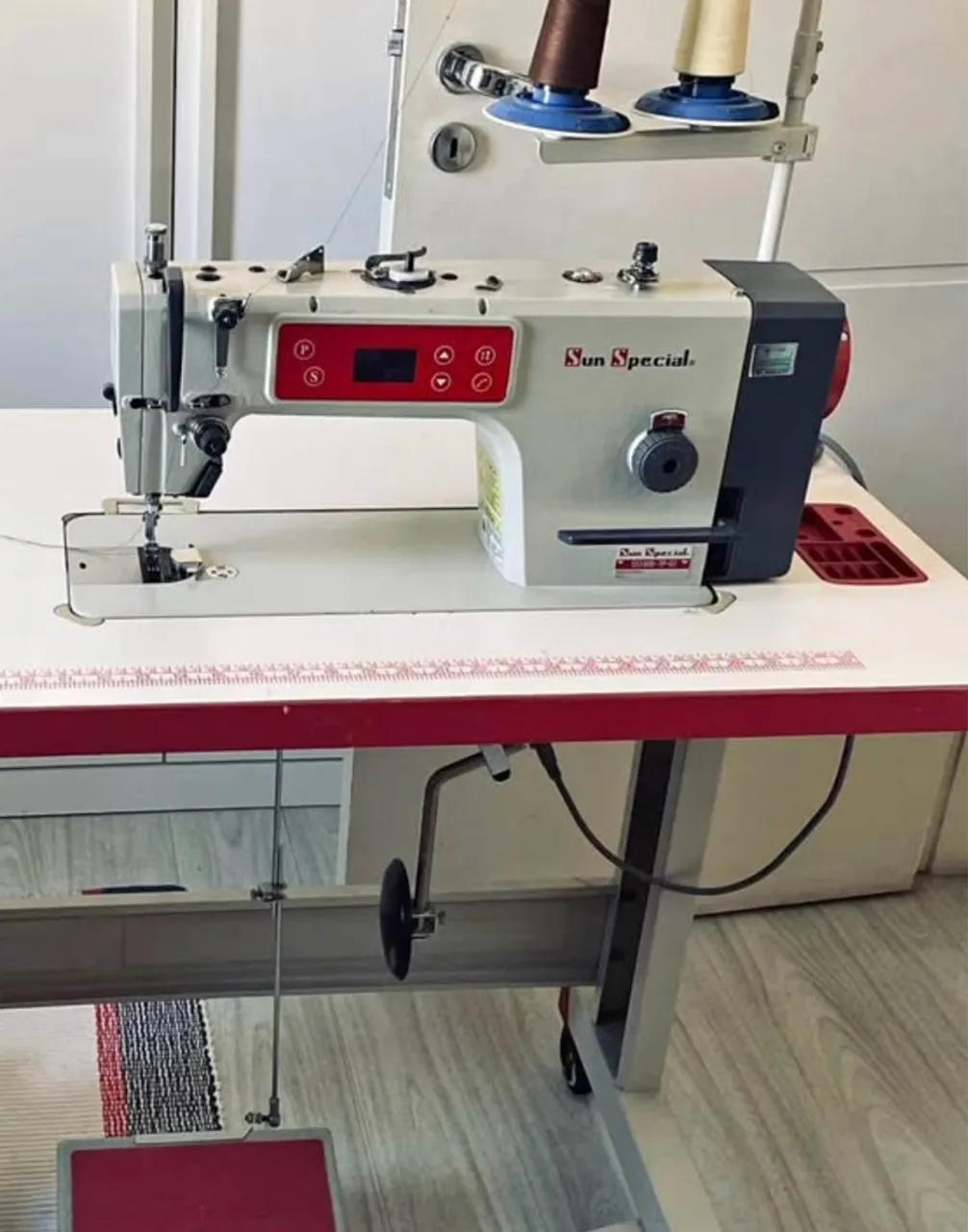 Somente venda - Máquina de Costura Industrial Sun Special