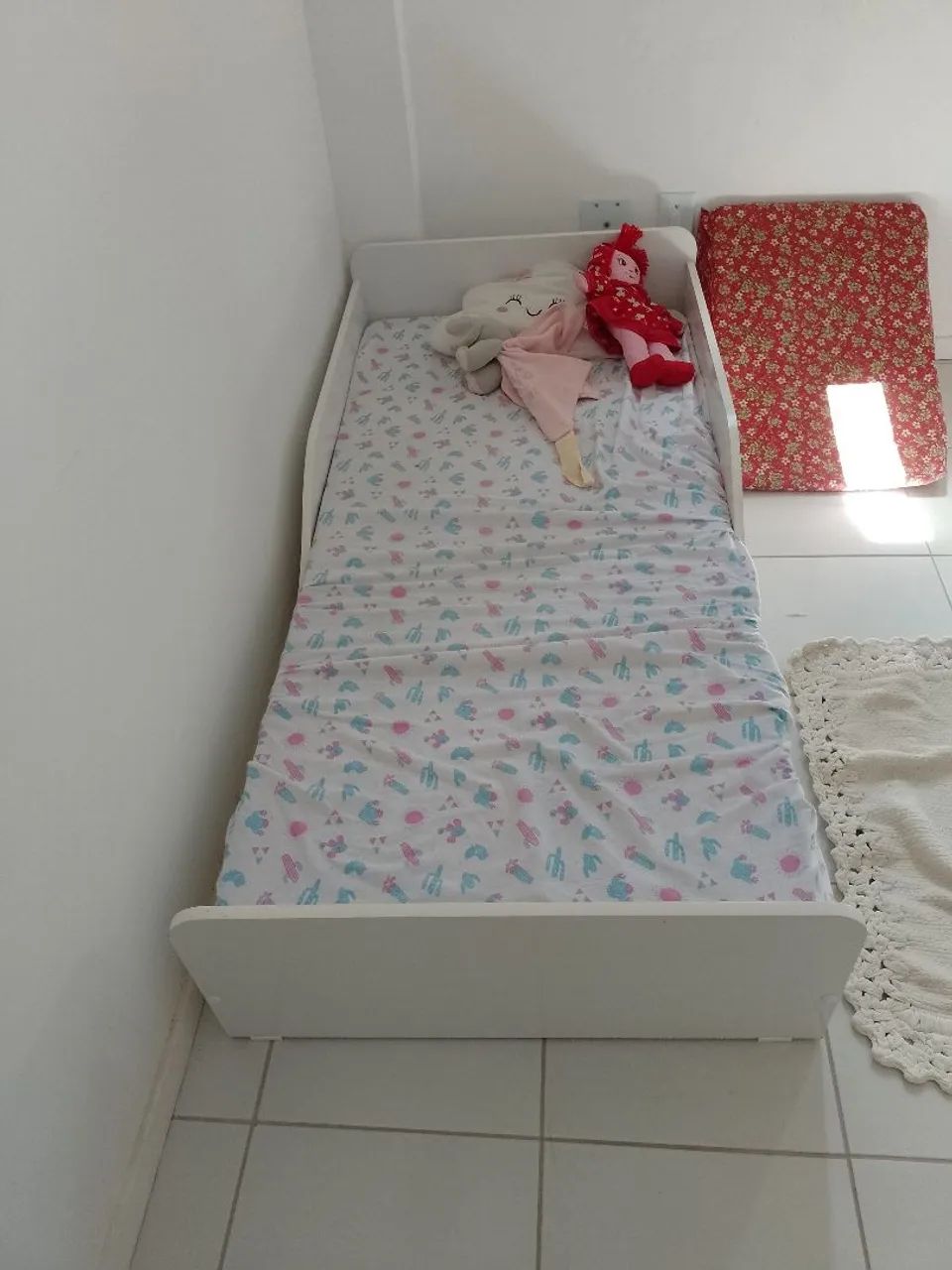 Montessori-style Bed