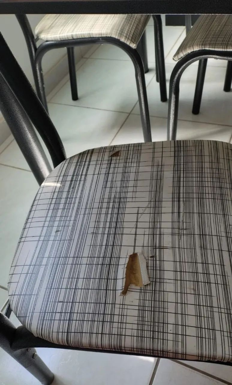 Dining table63824088510211122