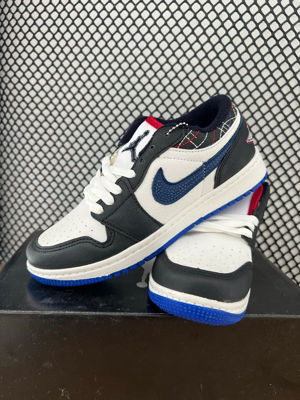Tênis Air Jordan Low 1 Promoção Natal 