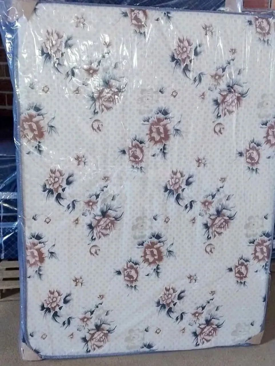 Colchão Casal Floral espuma de  5 cm