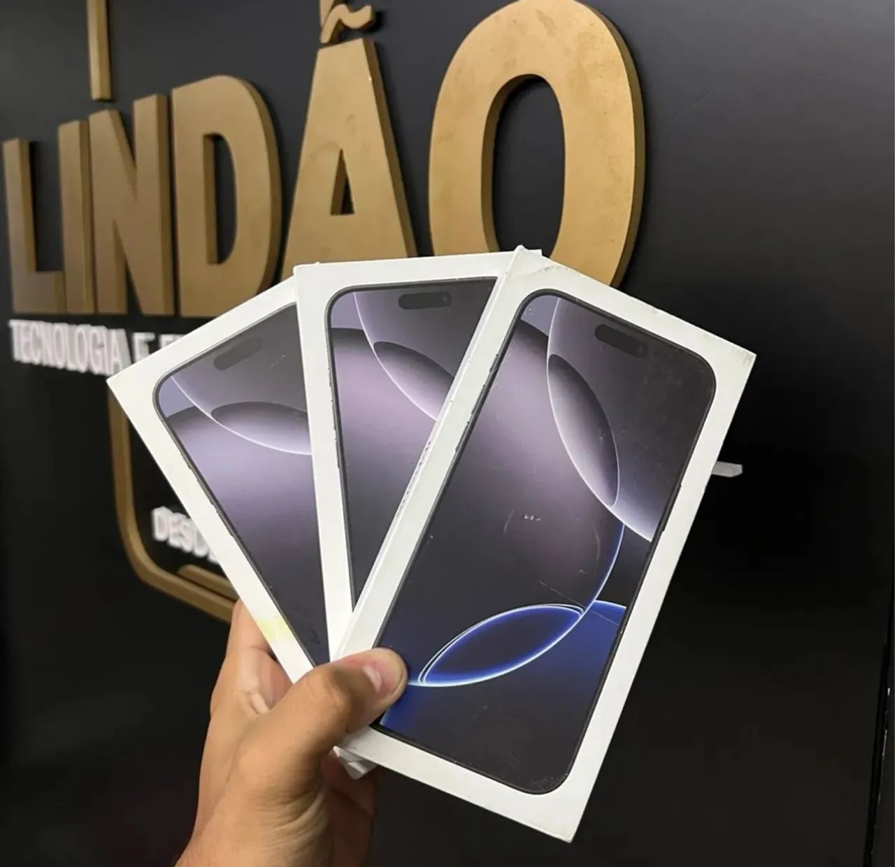 16 Pro Max 256Gb cor Black titânio - lacrado loja física 