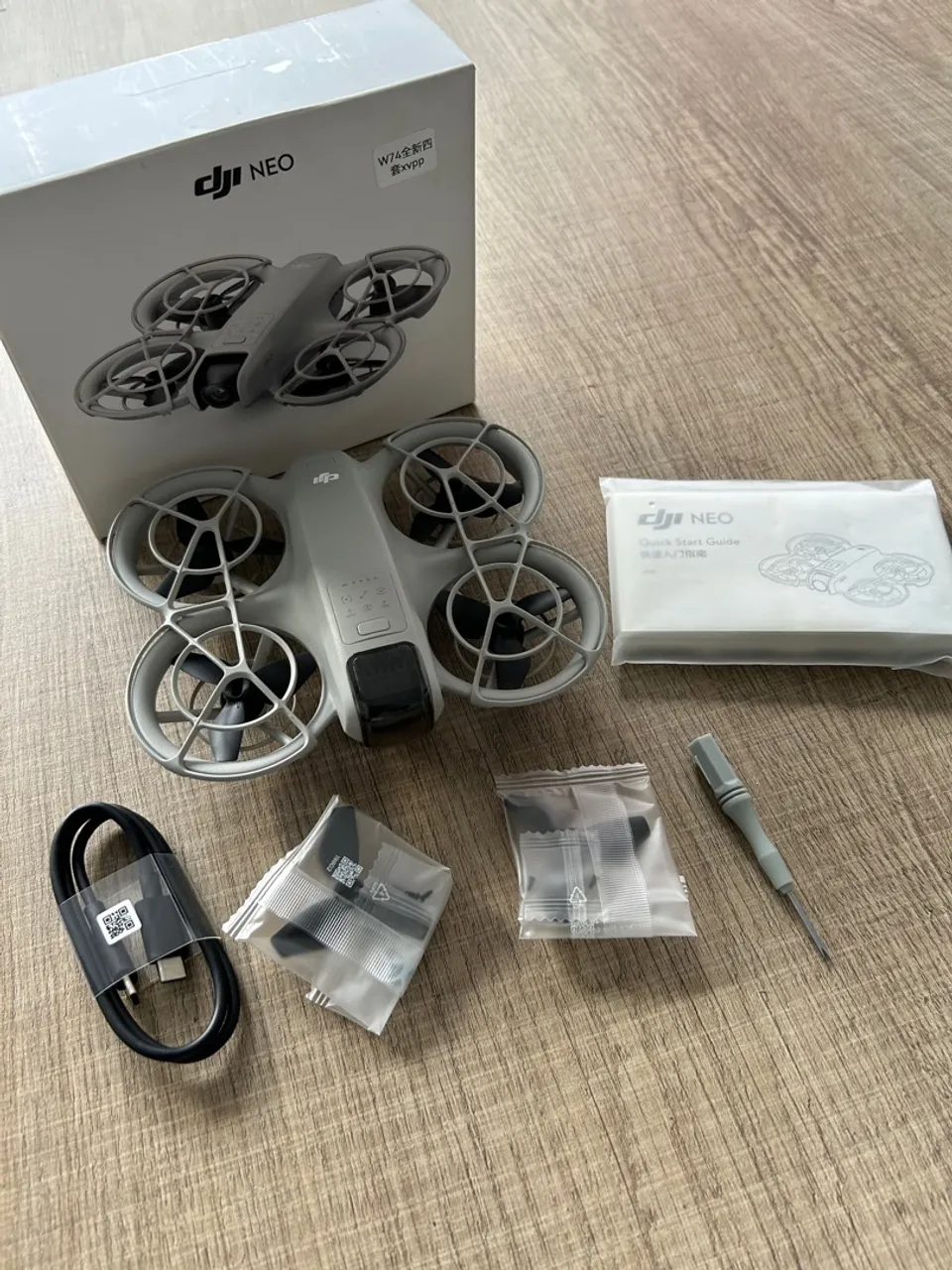 DJI NEO - Drone Compacto e Poderoso