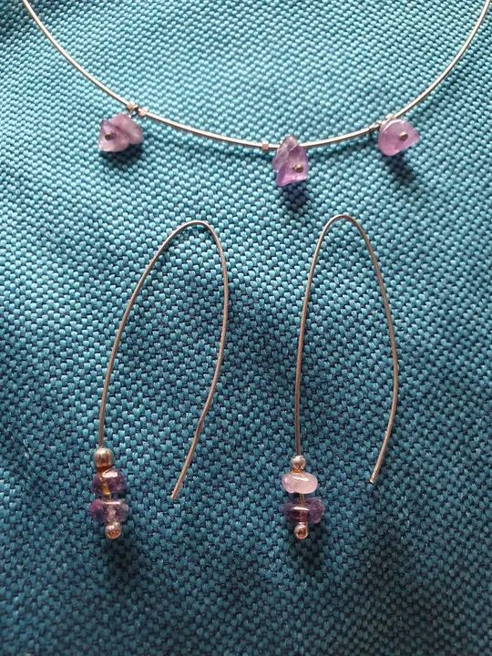 Conjunto colar brinco roxo - Foto 2