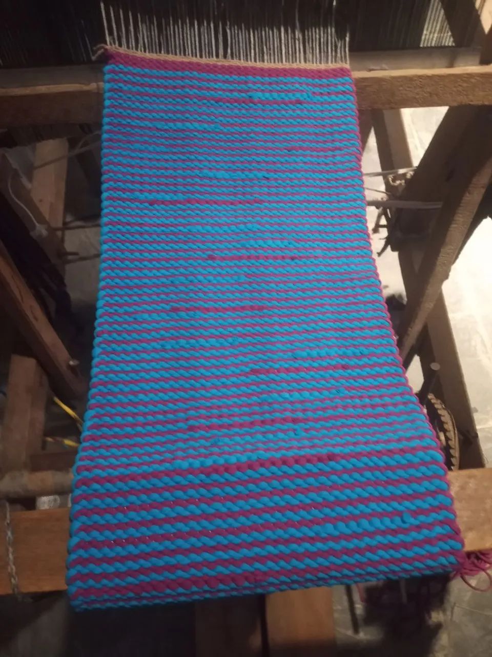 Tear para confecção de tapetes,passadeiras e caminho de mesa. - Foto 3