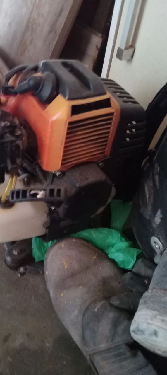 Roçadeira costal 64242739201923120