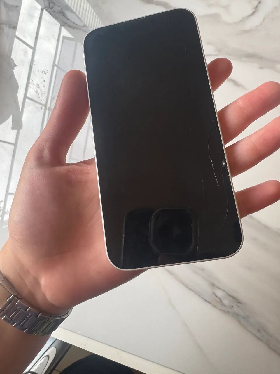 Iphone 13 25664315885191938125
