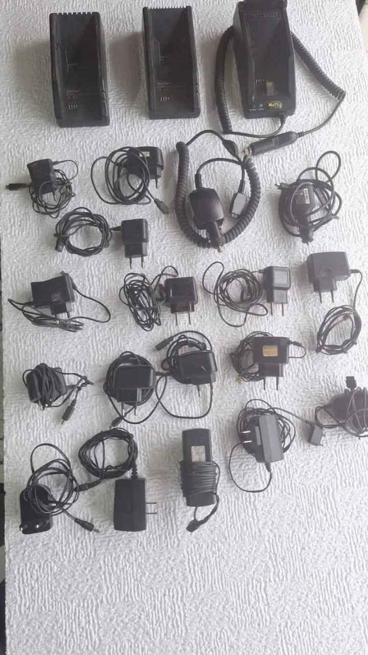 Celulares e carregadores antigos, alguns funcionam, a partir de 15,00 somos loja - 1408 - Foto 5