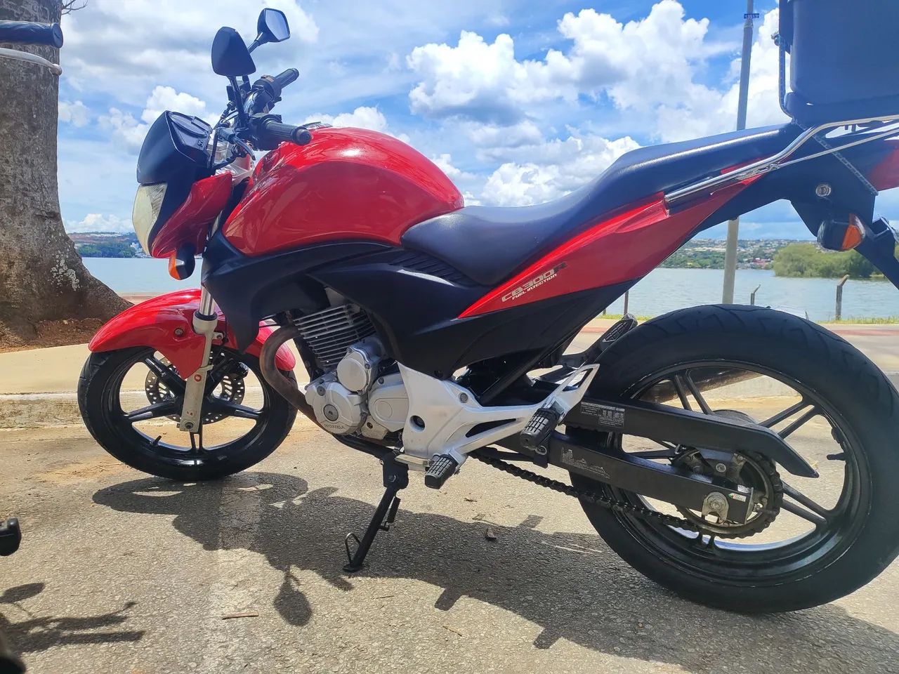 Honda CB300 R 