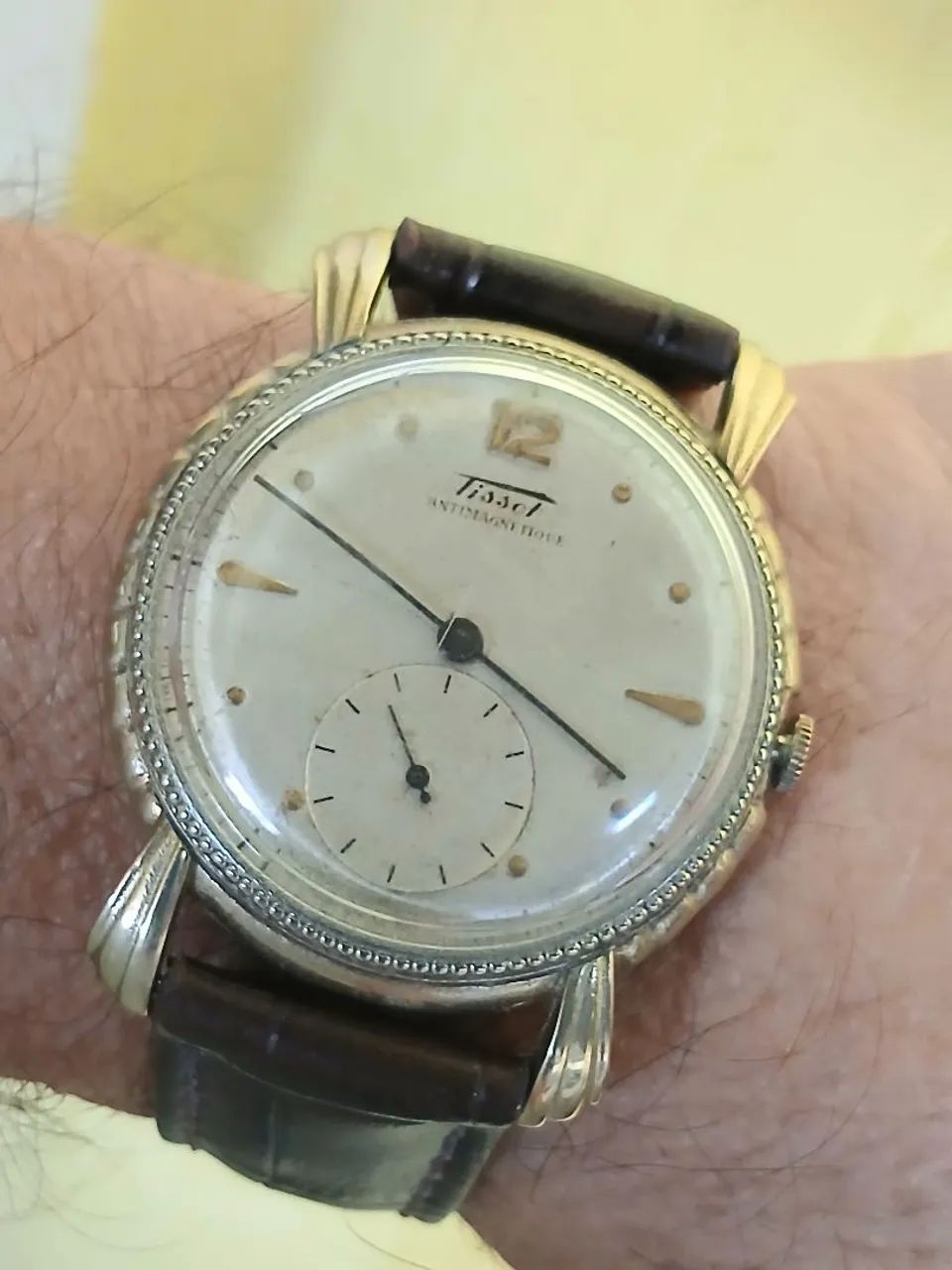 Relógio Tissot Antimagnétique Vintage à corda década de 1940 